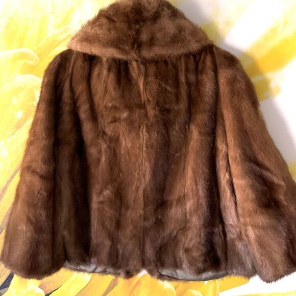 Genuine MINK Cropped Jacket (Sz L) - Picture 4 of 10